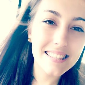 Meet your Posher, Brianne